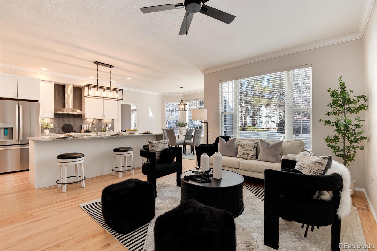1902 W Sanibel Court