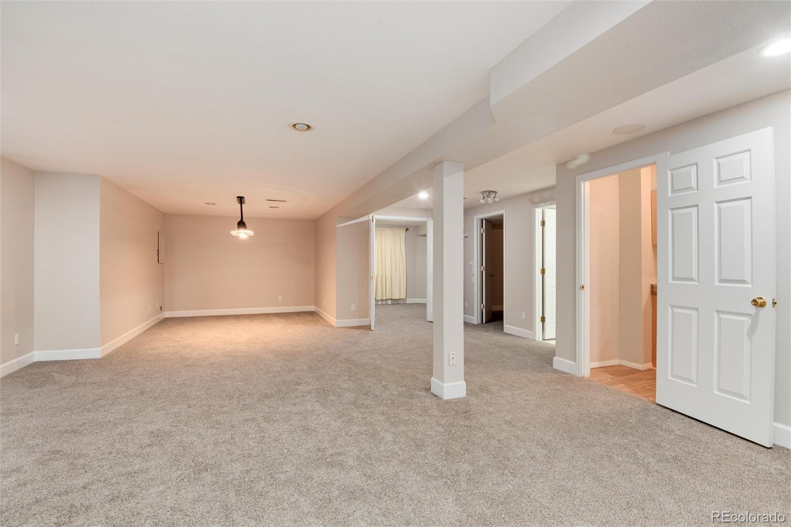 1902 W Sanibel Court