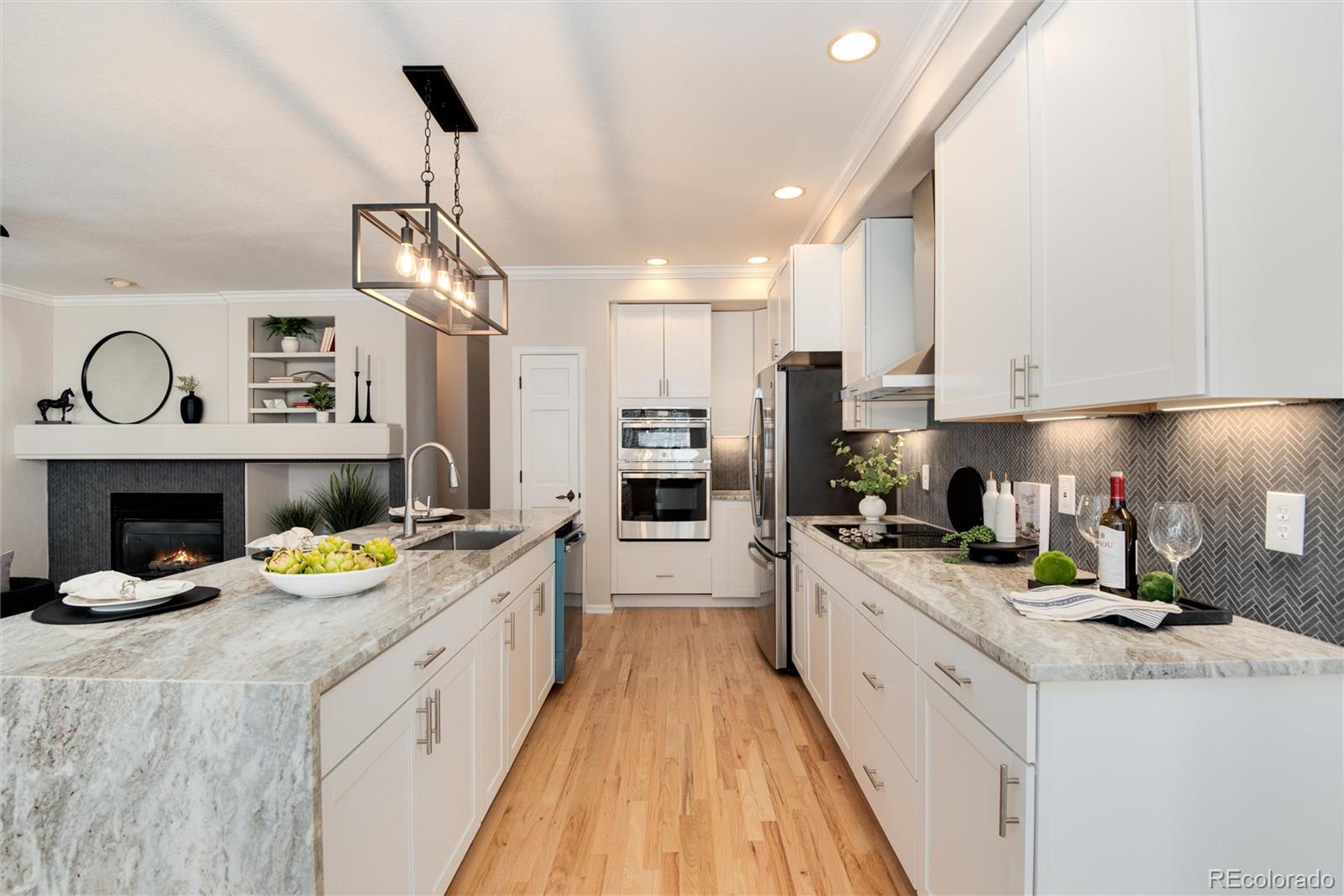 1902 W Sanibel Court