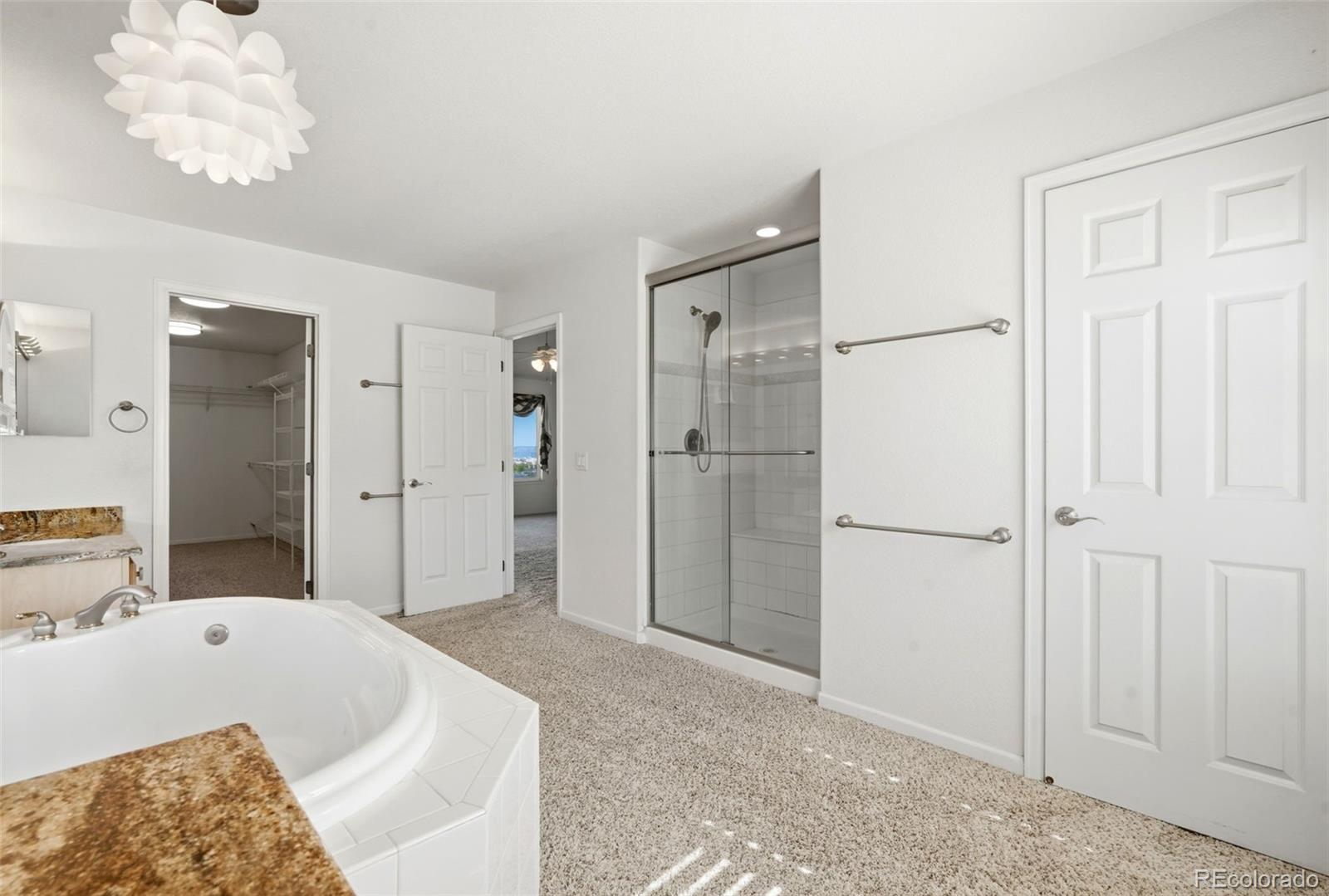 1395 Peninsula Circle