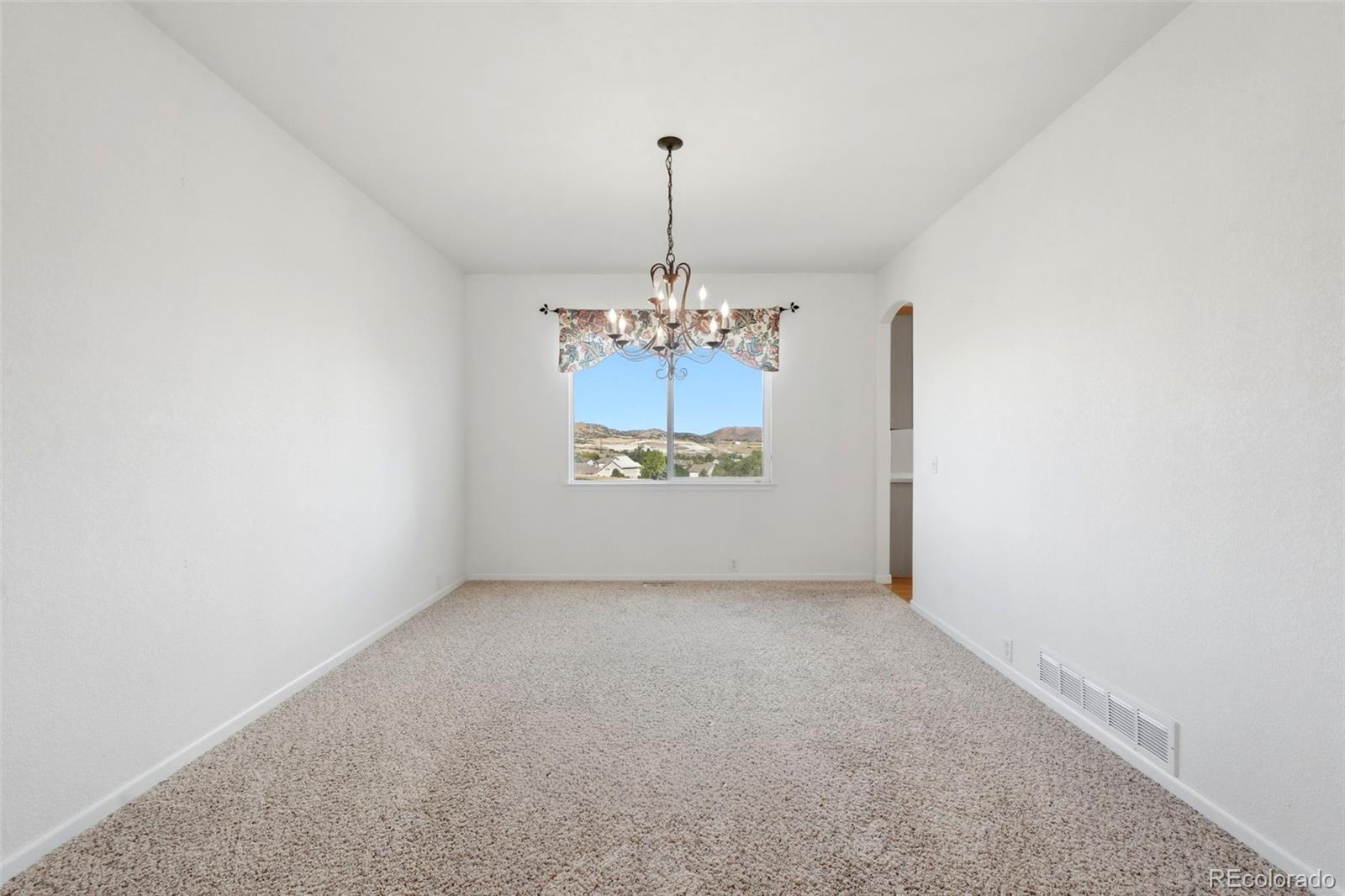 1395 Peninsula Circle