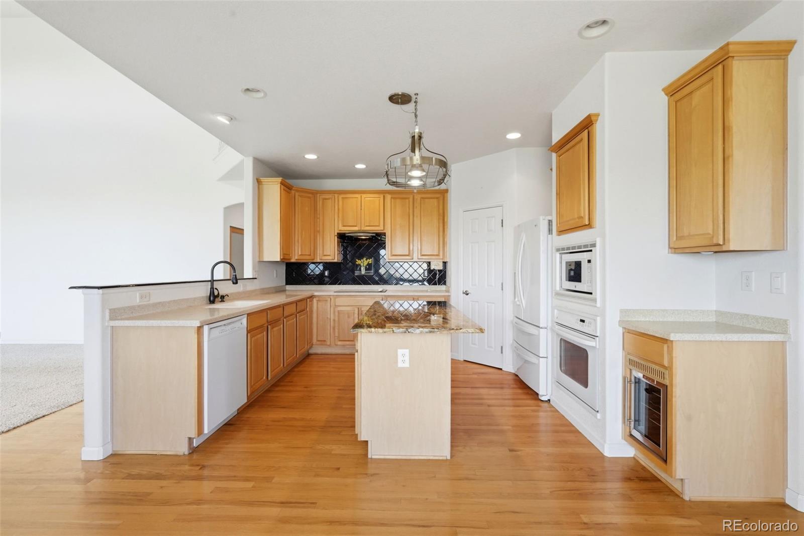 1395 Peninsula Circle