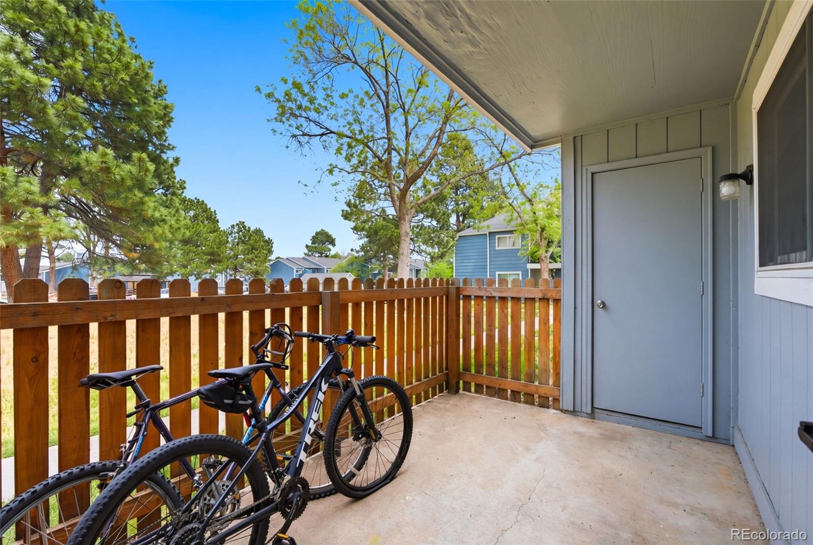 2260 E Geddes Avenue Unit: G