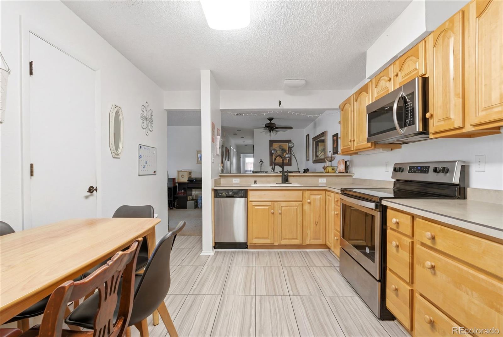 2260 E Geddes Avenue Unit: G