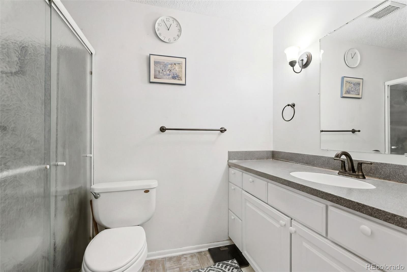 2260 E Geddes Avenue Unit: G