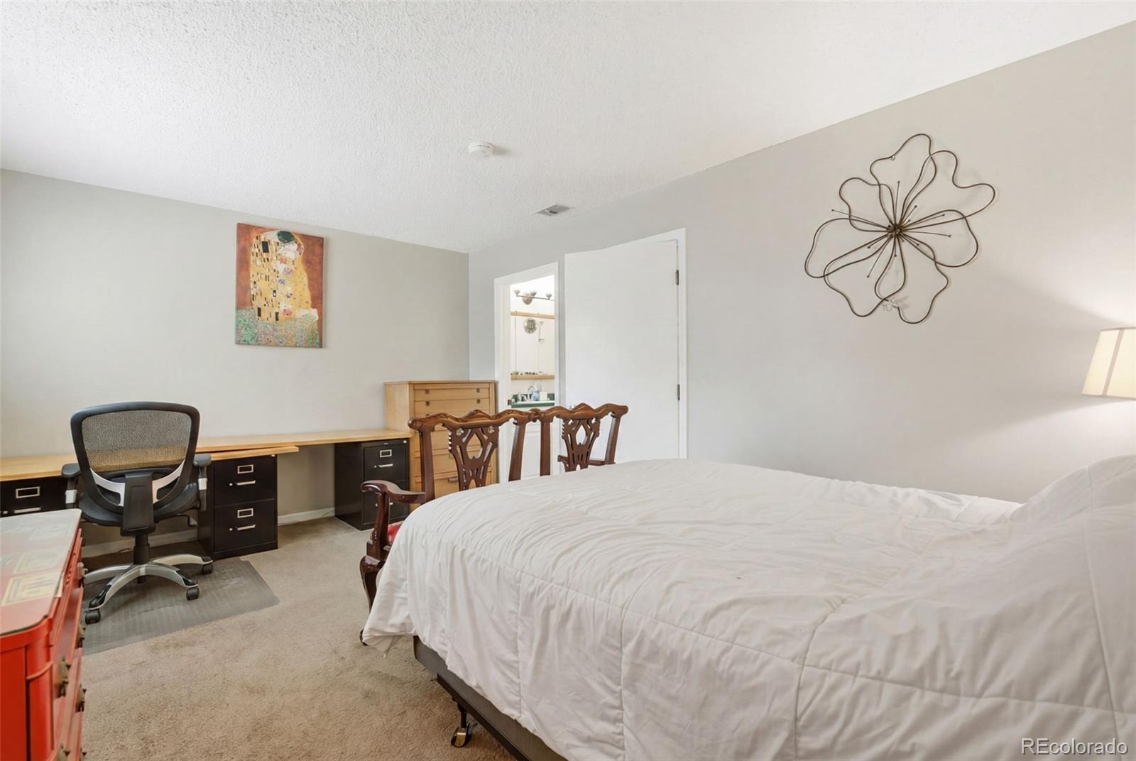 2260 E Geddes Avenue Unit: G