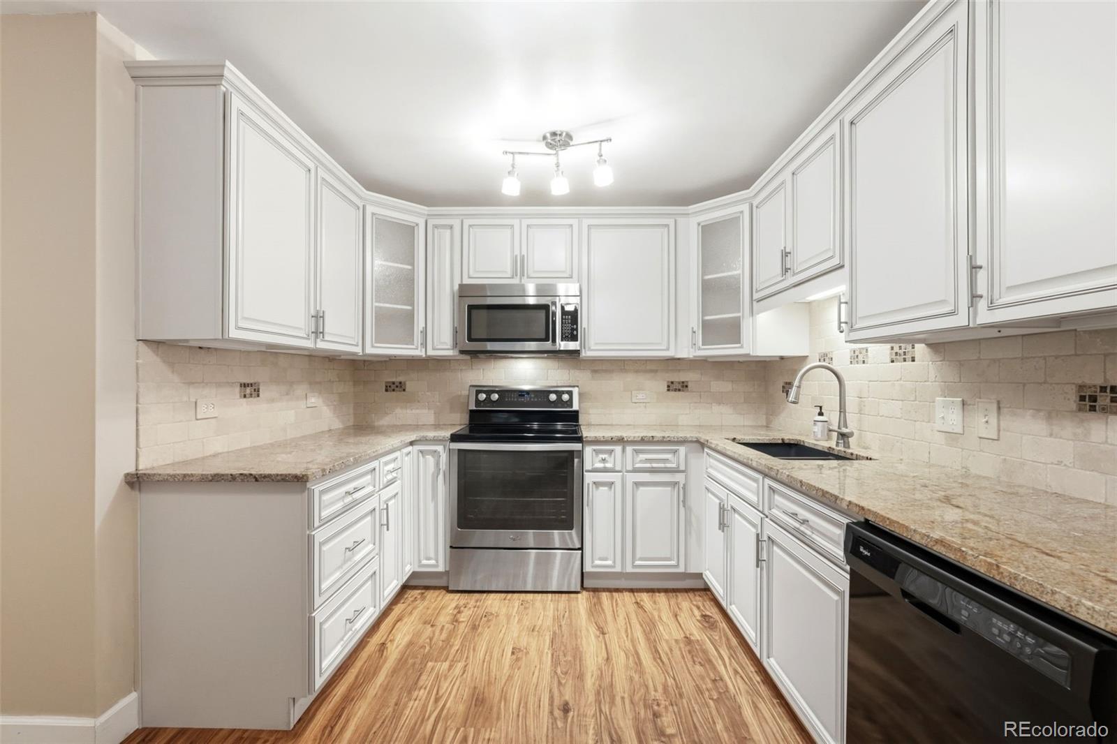 655 S Alton Way Unit: 10A