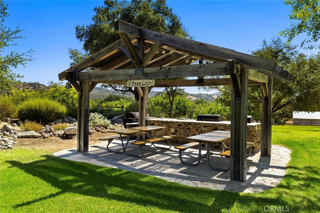7172 Town Creek
