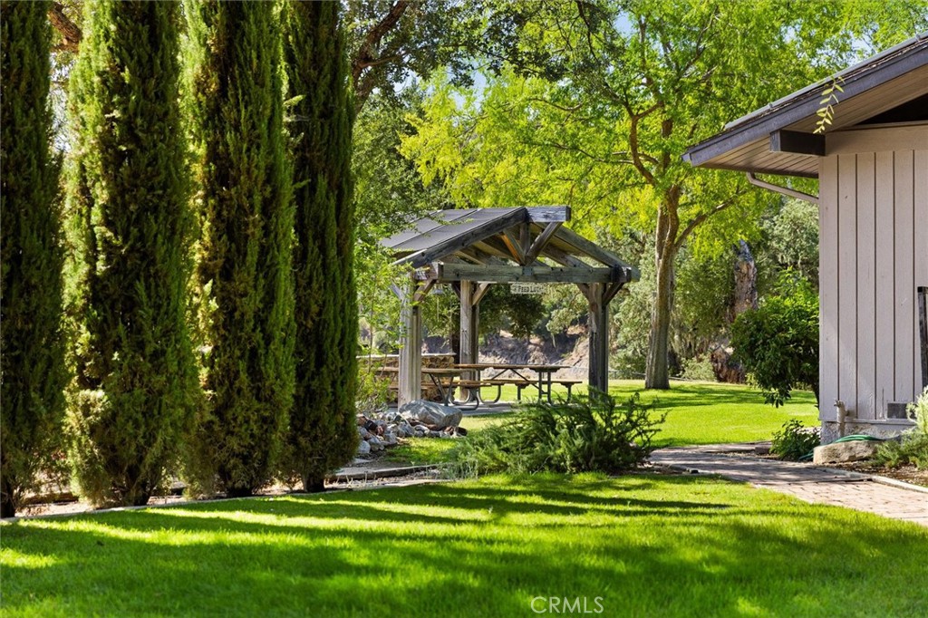 7172 Town Creek