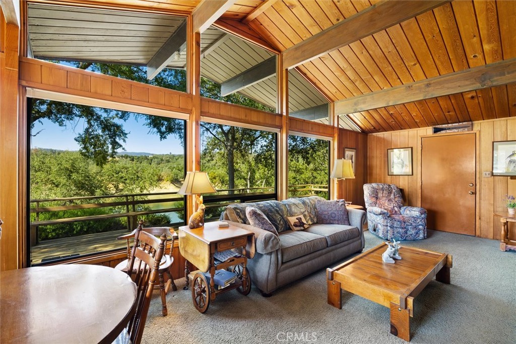 7172 Town Creek