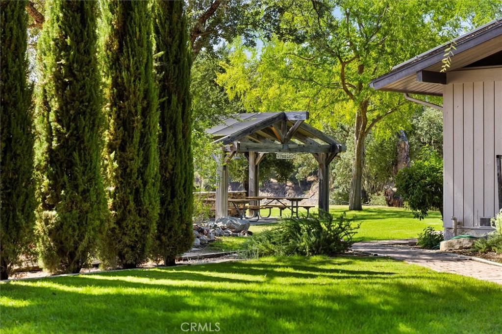 7172 Town Creek