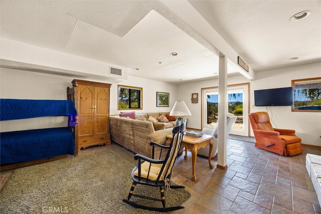 7172 Town Creek