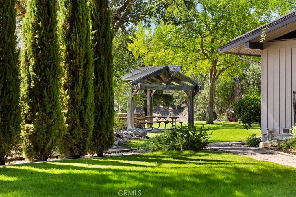 7172 Town Creek