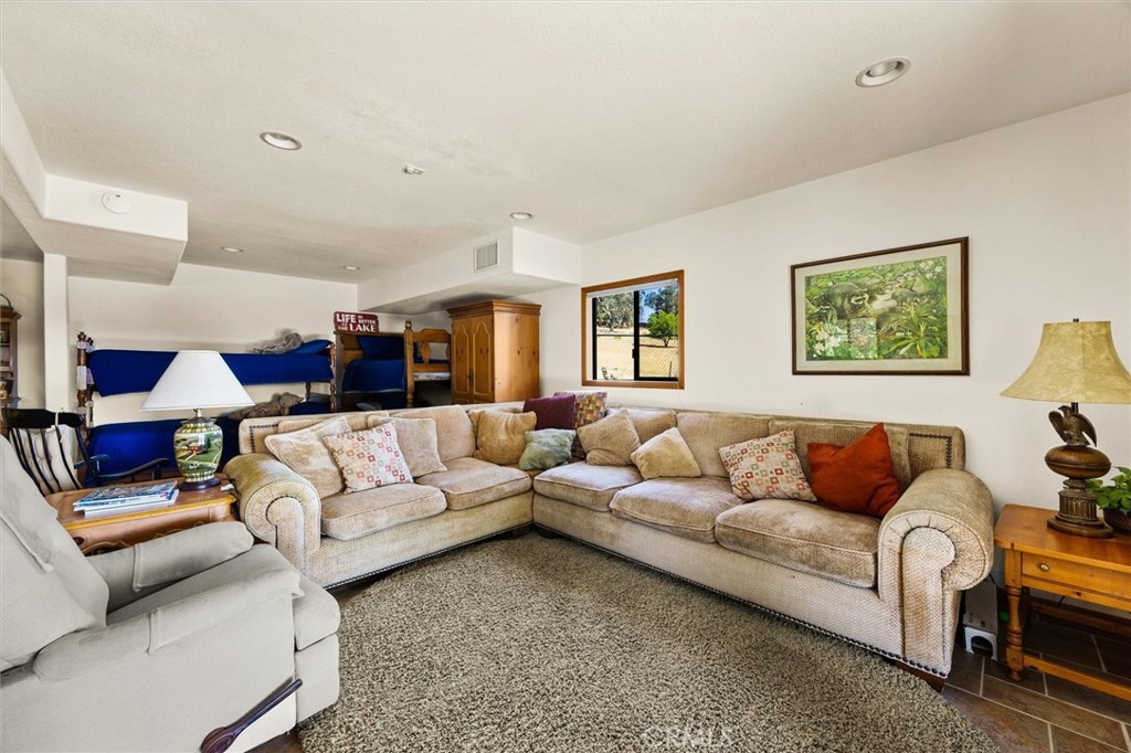 7172 Town Creek