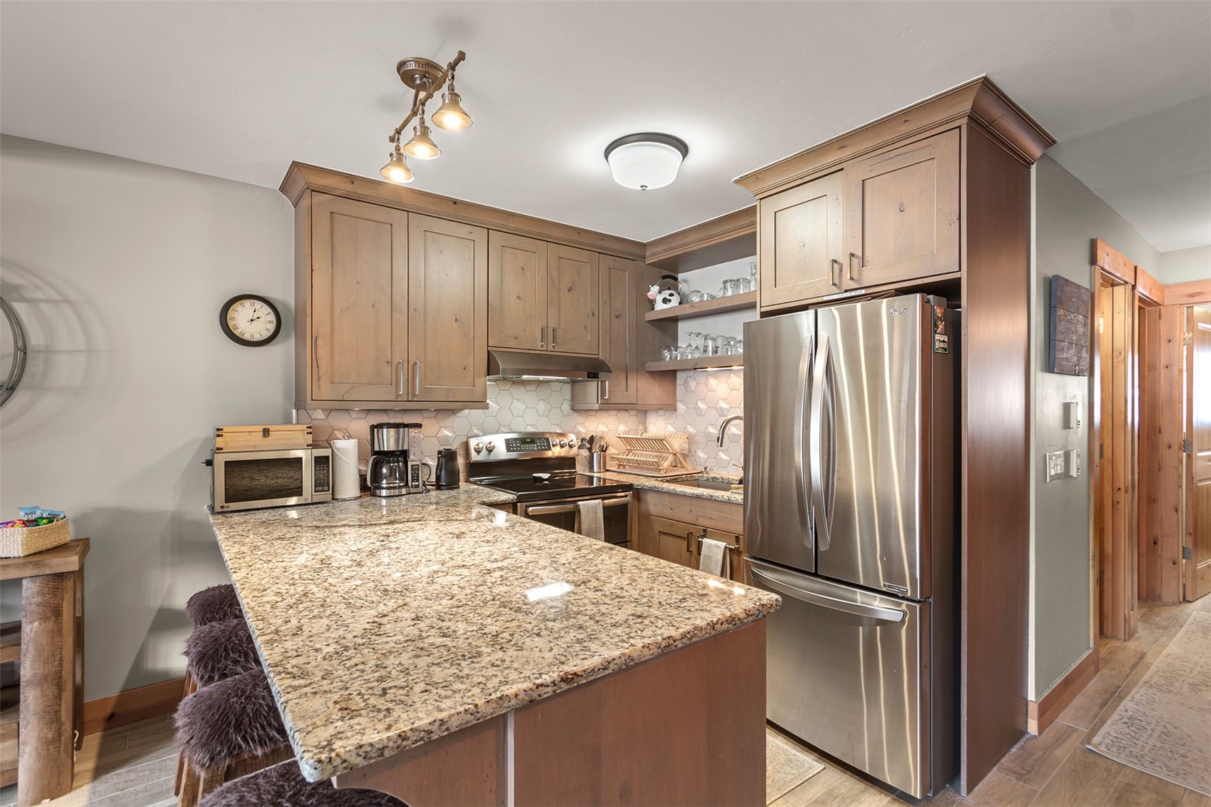 308 S Ridge STREET 2