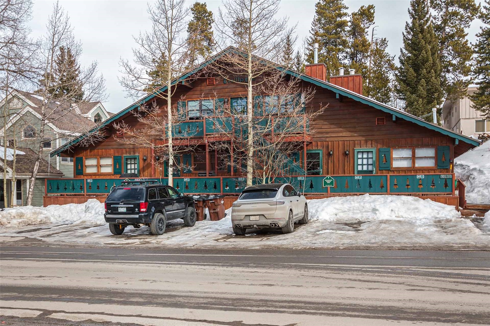 308 S Ridge STREET 2