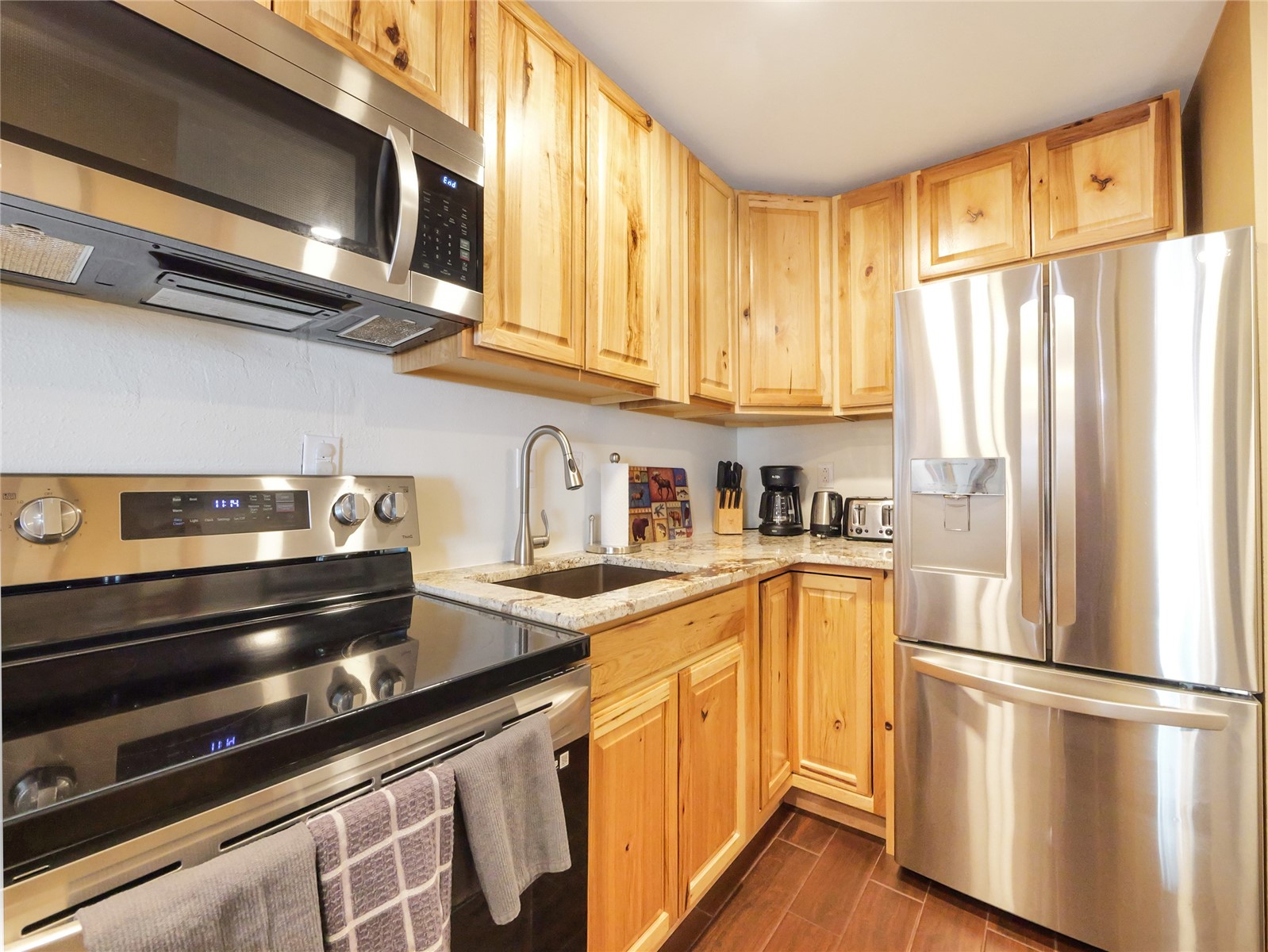 22974 Us Highway 6 A103