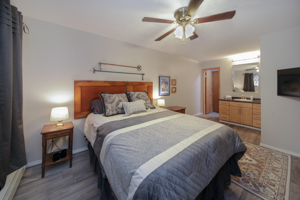 107 N Harris STREET 120