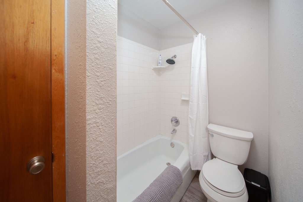 107 N Harris STREET 120