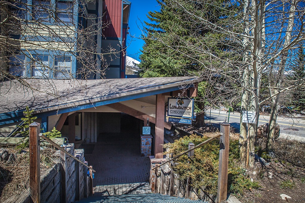 107 N Harris STREET 120