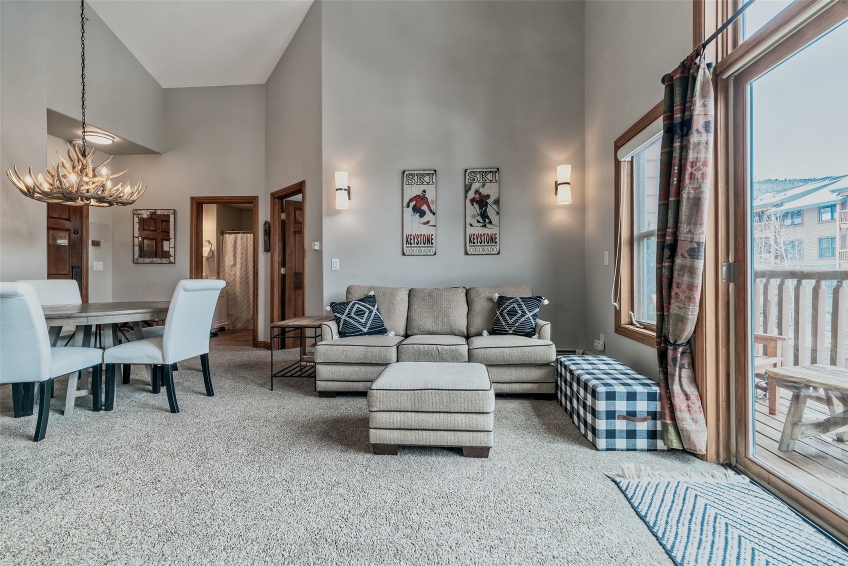 22714 Us Highway 6 5992