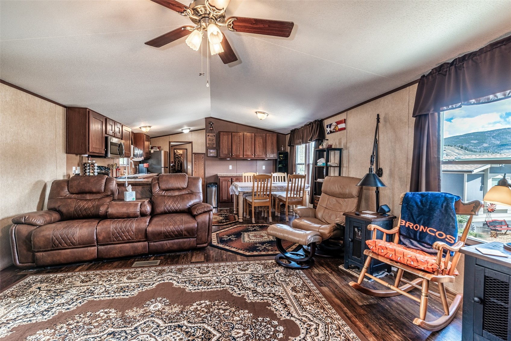 133 Pikes Peak PLACE