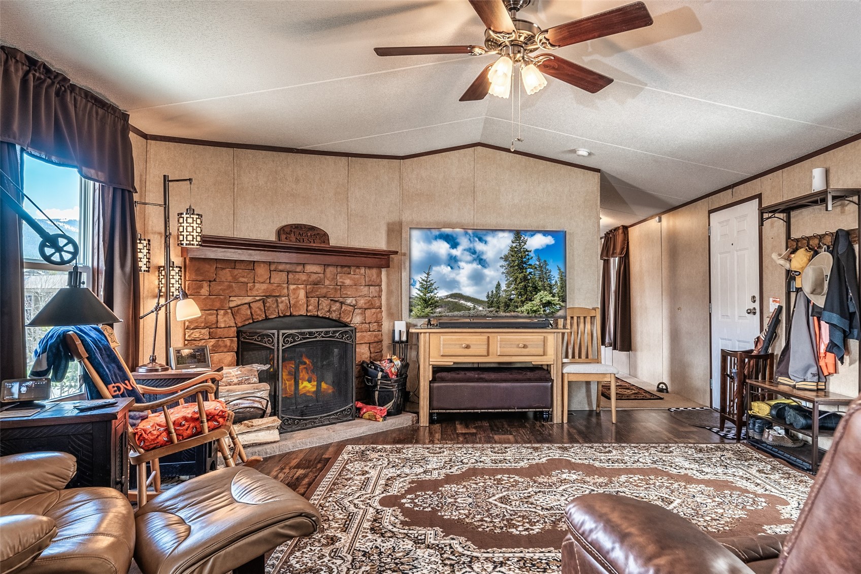 133 Pikes Peak PLACE