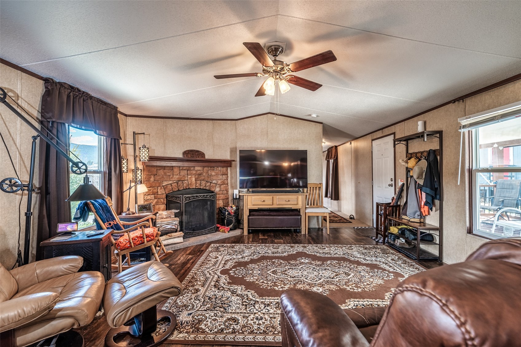 133 Pikes Peak PLACE