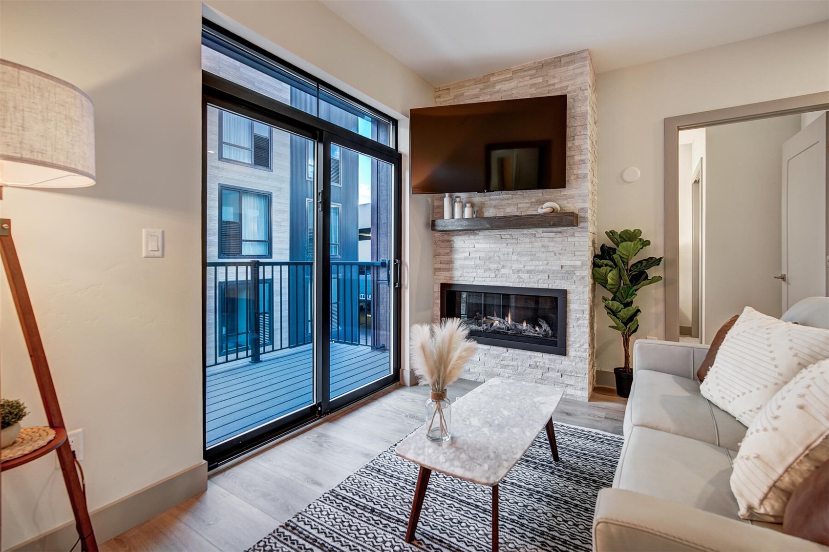 37 W 4th STREET 303E