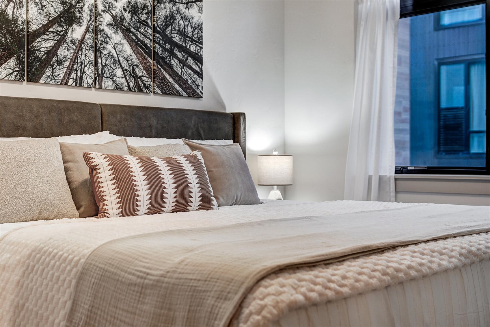 37 W 4th STREET 303E