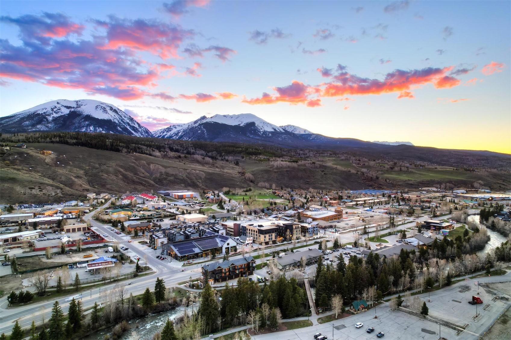 37 W 4th STREET 303E