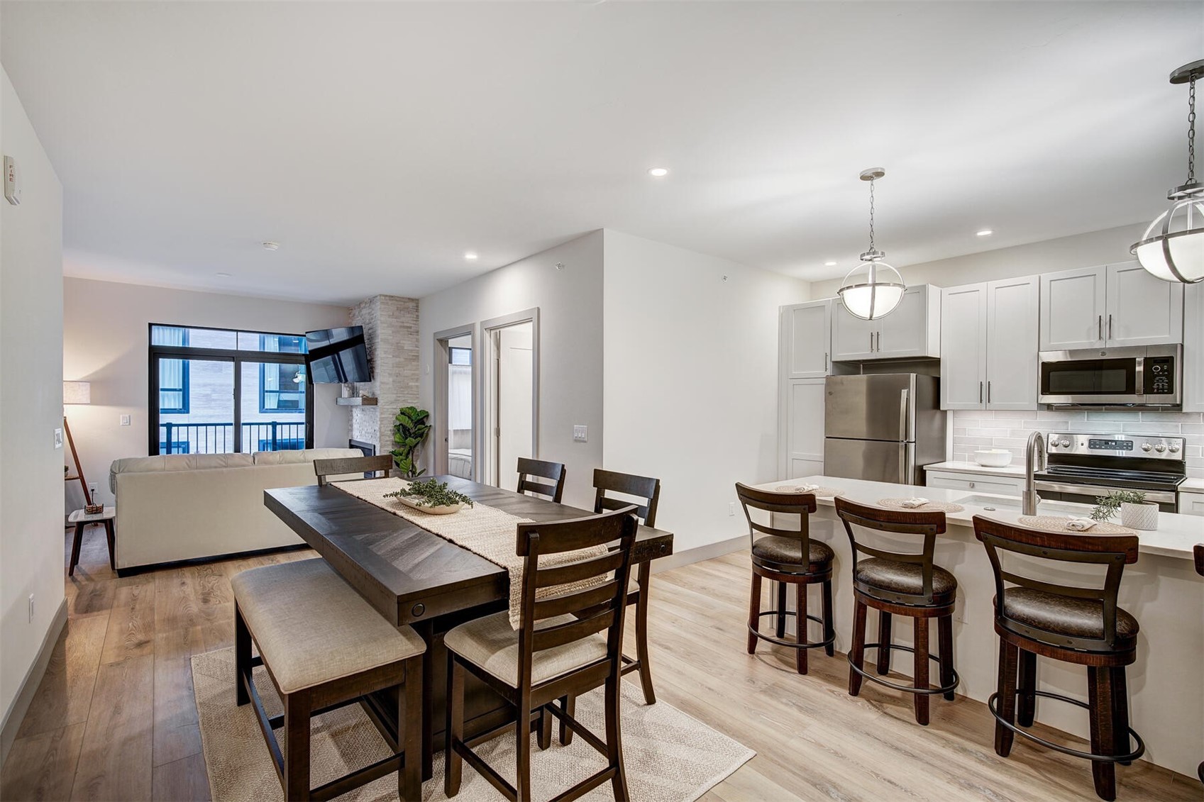 37 W 4th STREET 303E