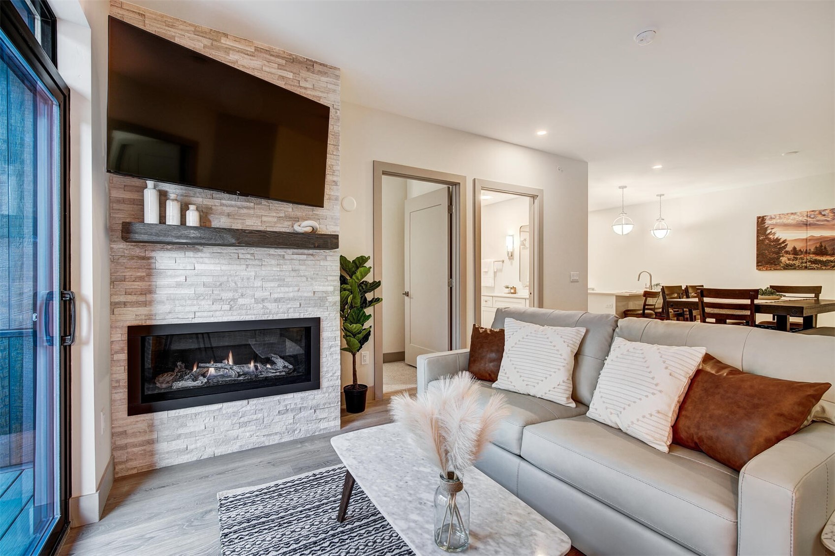 37 W 4th STREET 303E