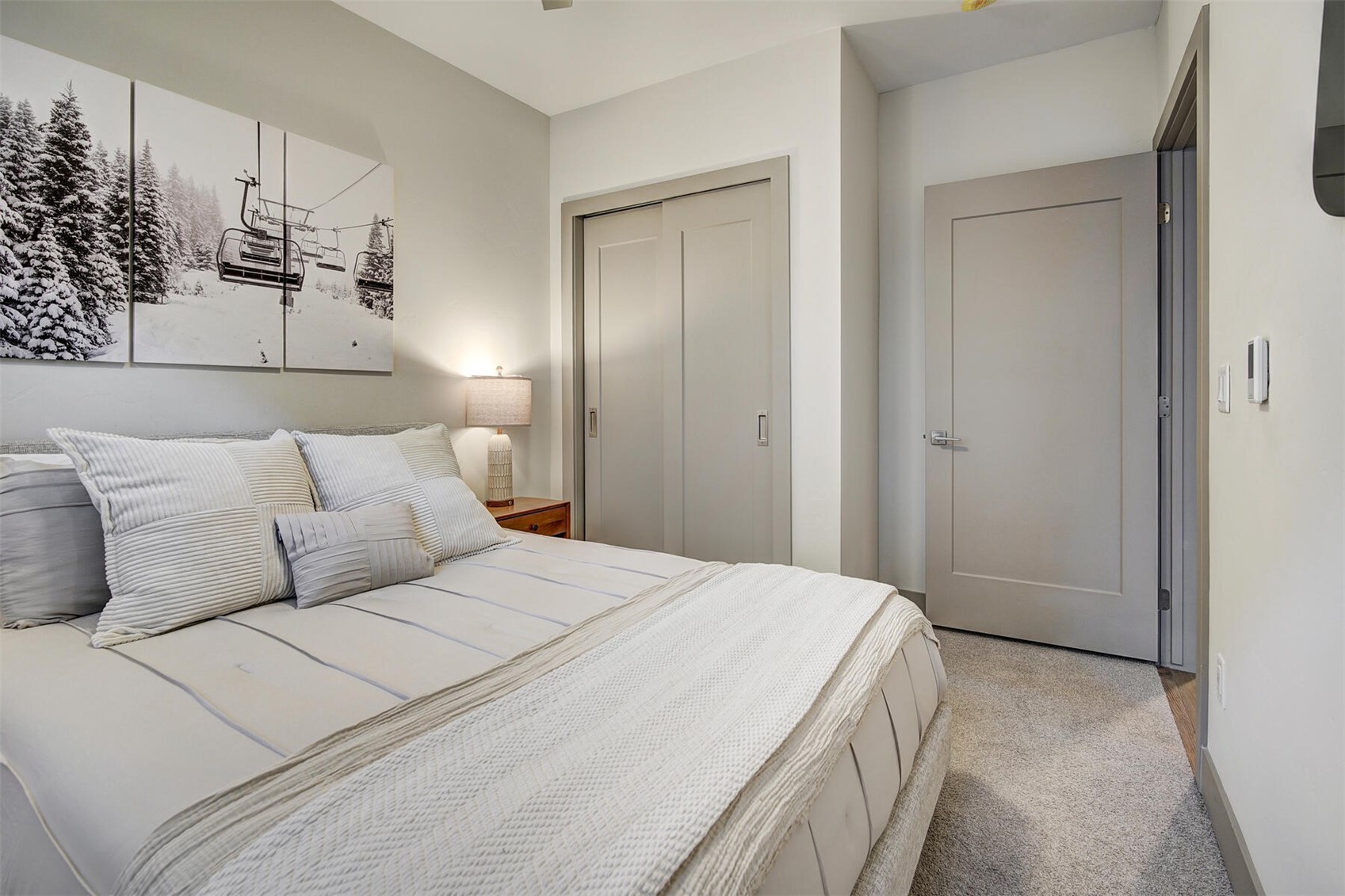 37 W 4th STREET 303E