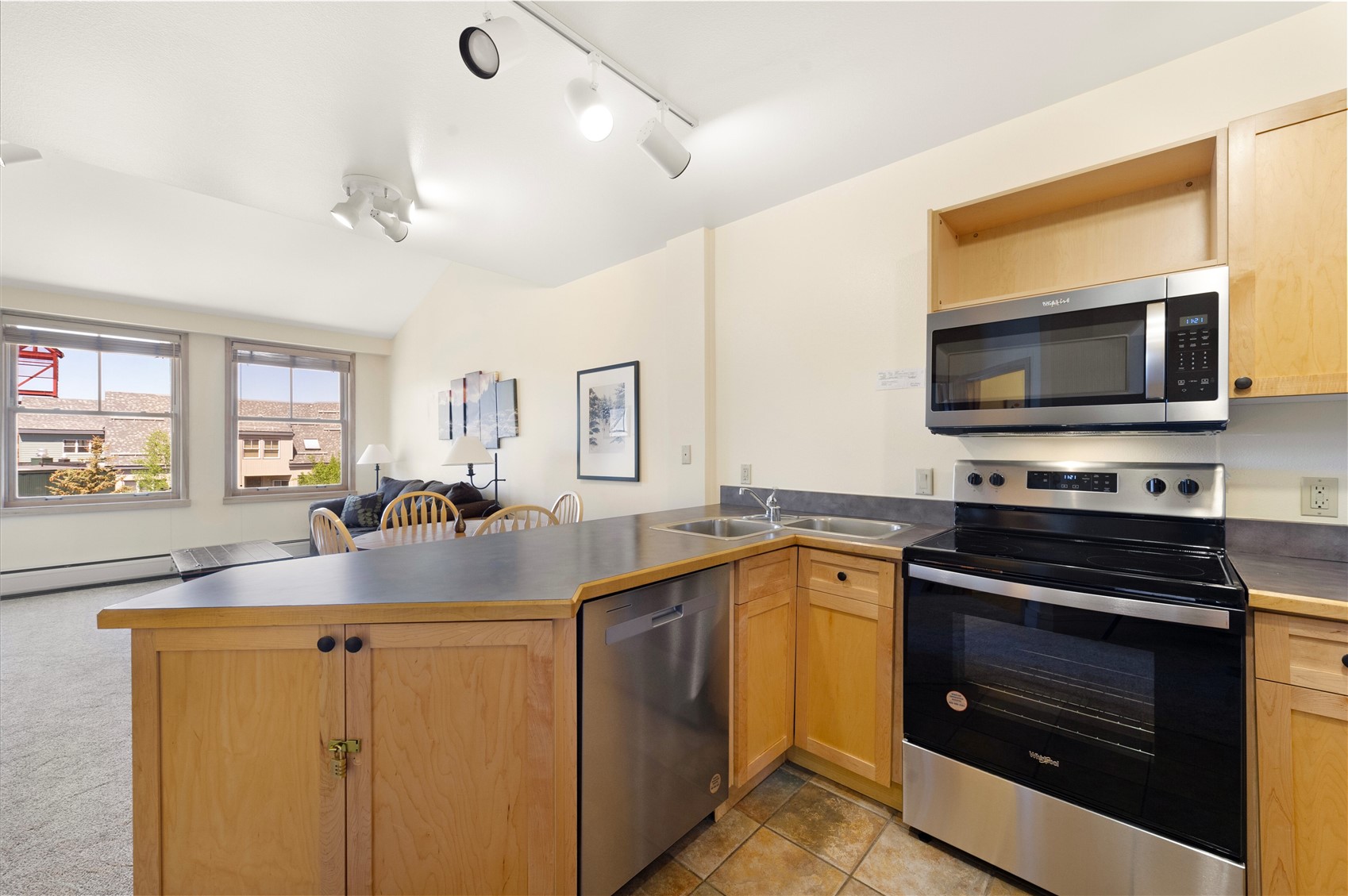 140 Ida Belle DRIVE 8309