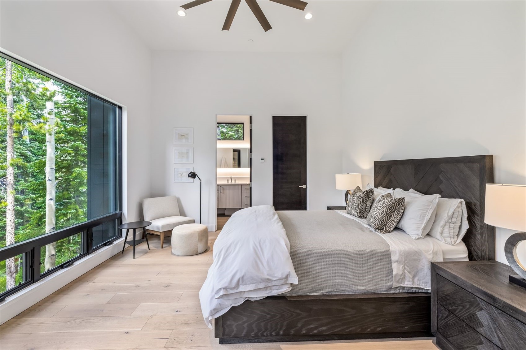 585 Two Cabins DRIVE