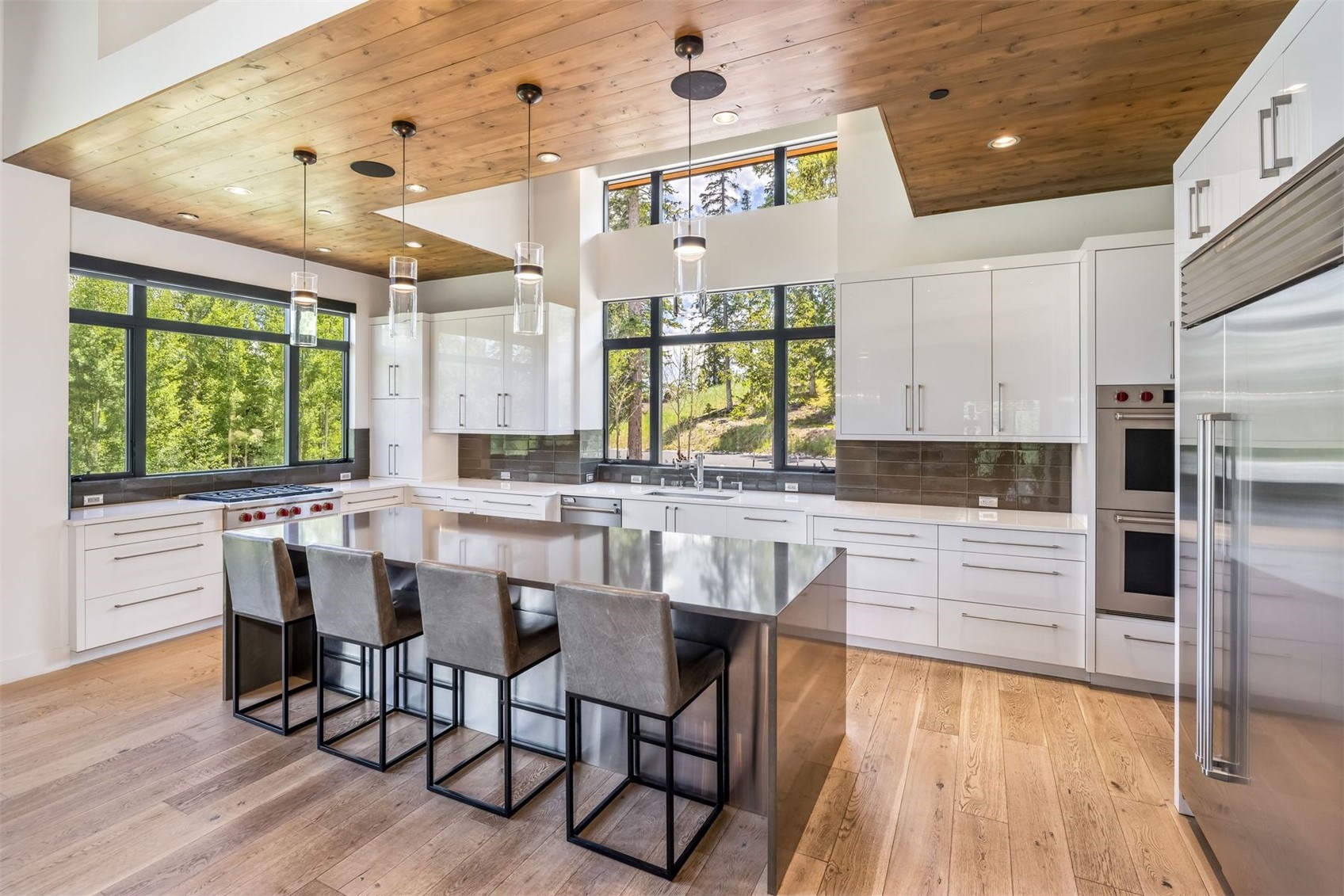 585 Two Cabins DRIVE