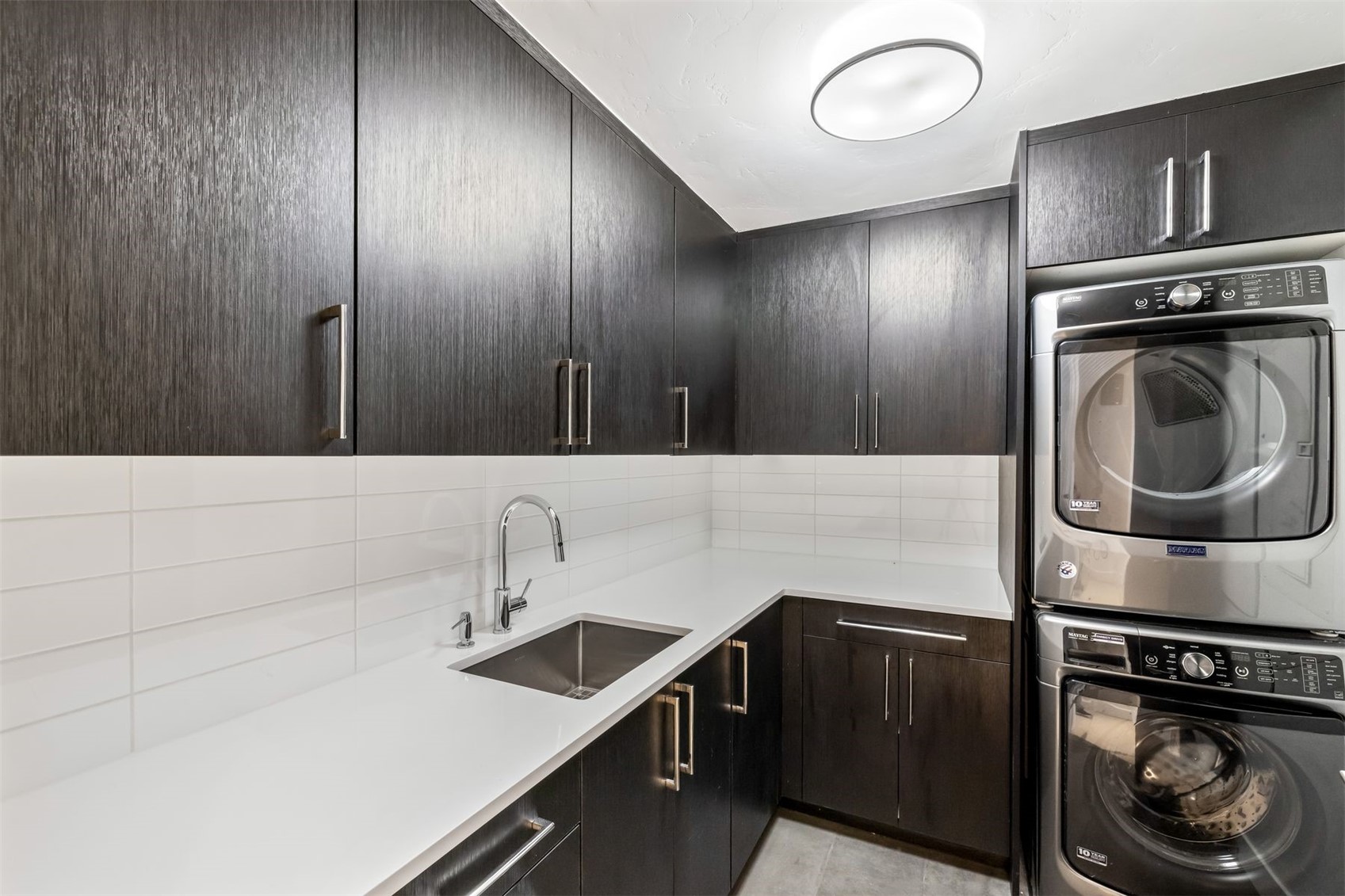 585 Two Cabins DRIVE