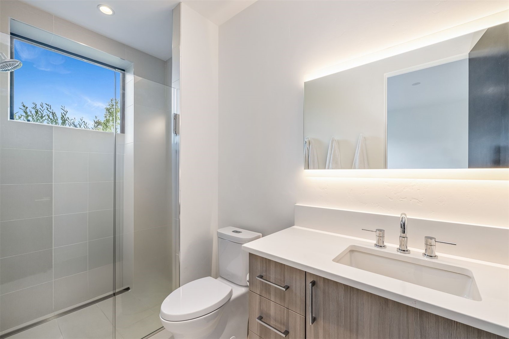 585 Two Cabins DRIVE