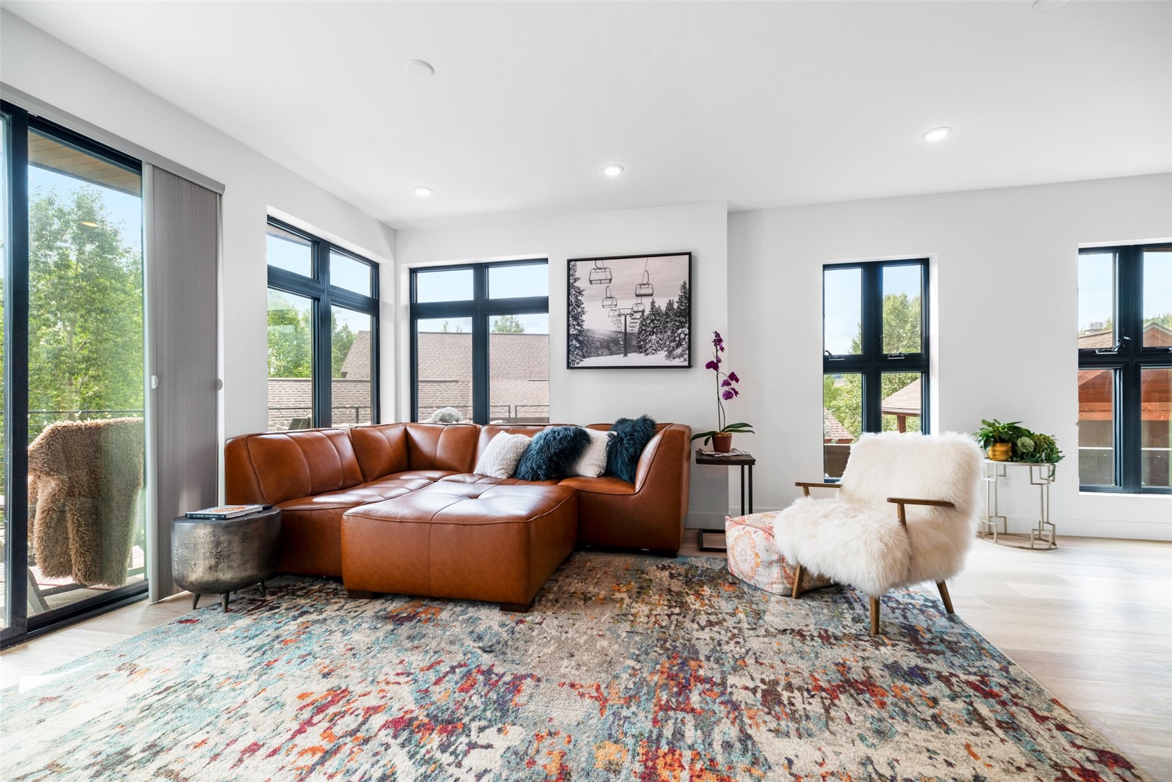 930 Blue River PARKWAY 936