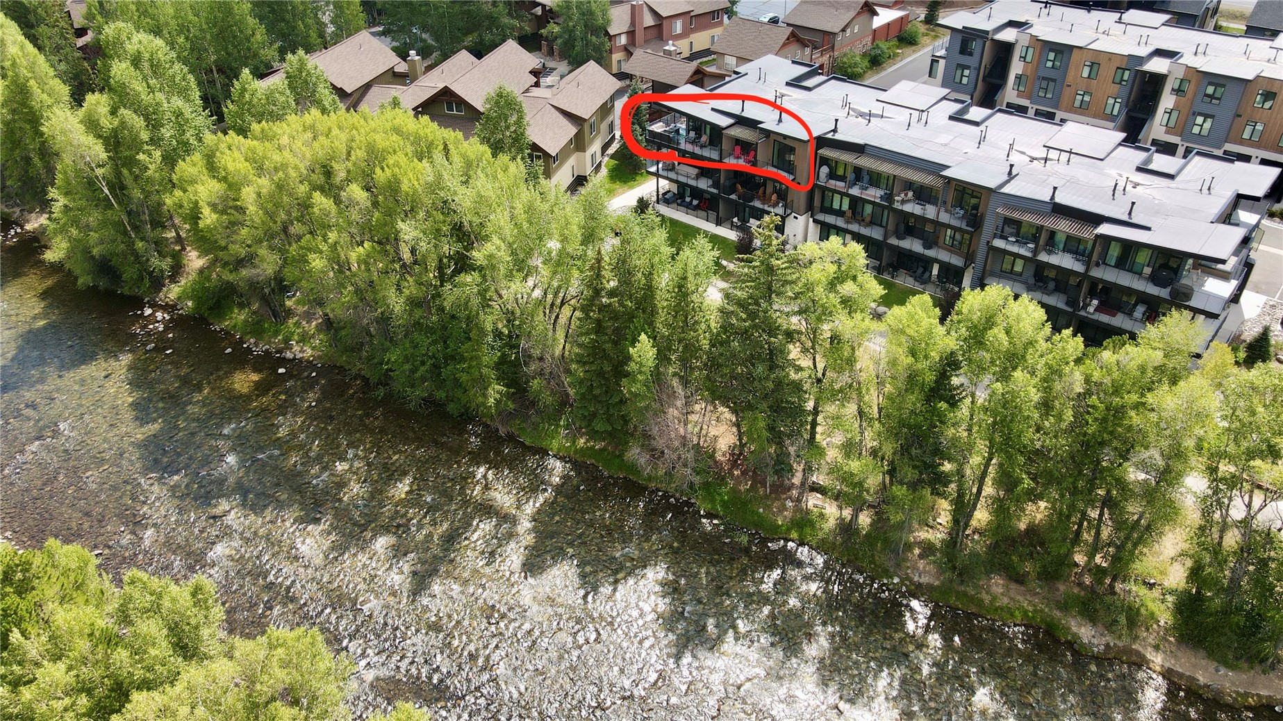 930 Blue River PARKWAY 936