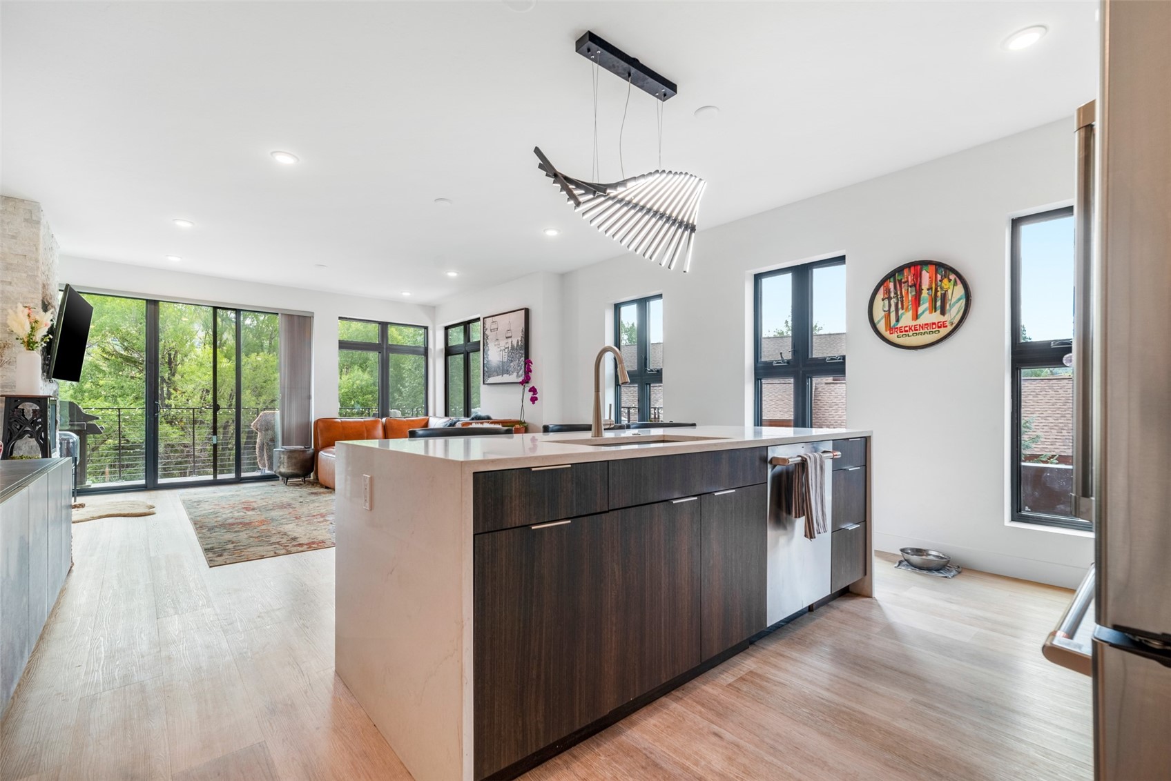 930 Blue River PARKWAY 936