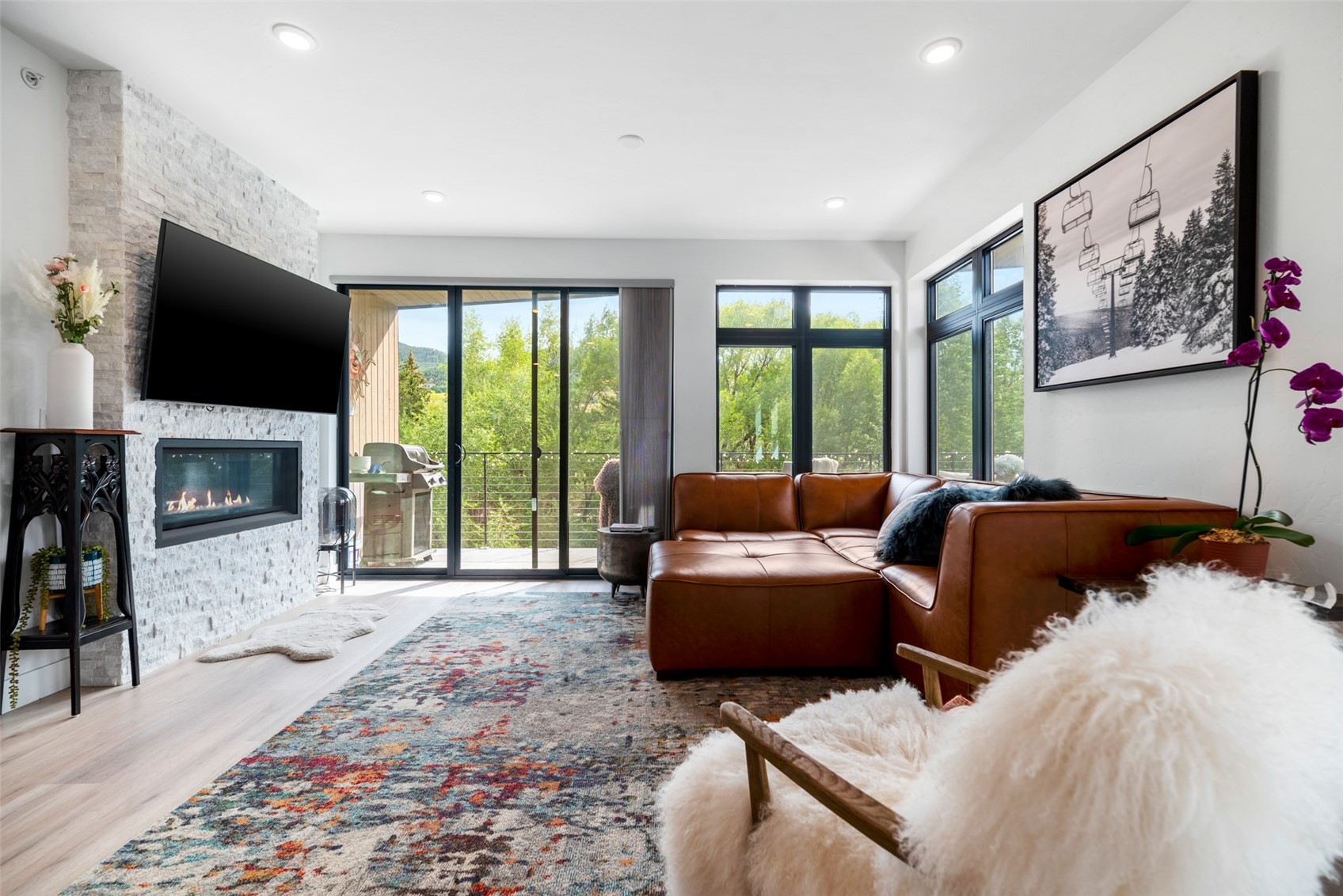 930 Blue River PARKWAY 936