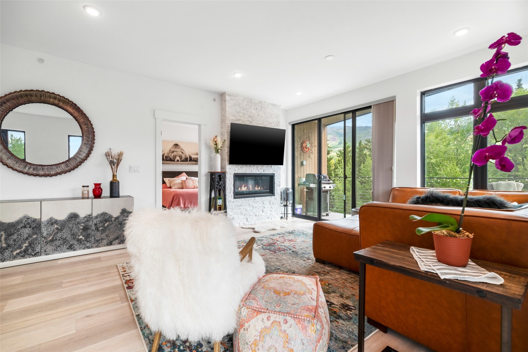 930 Blue River PARKWAY 936