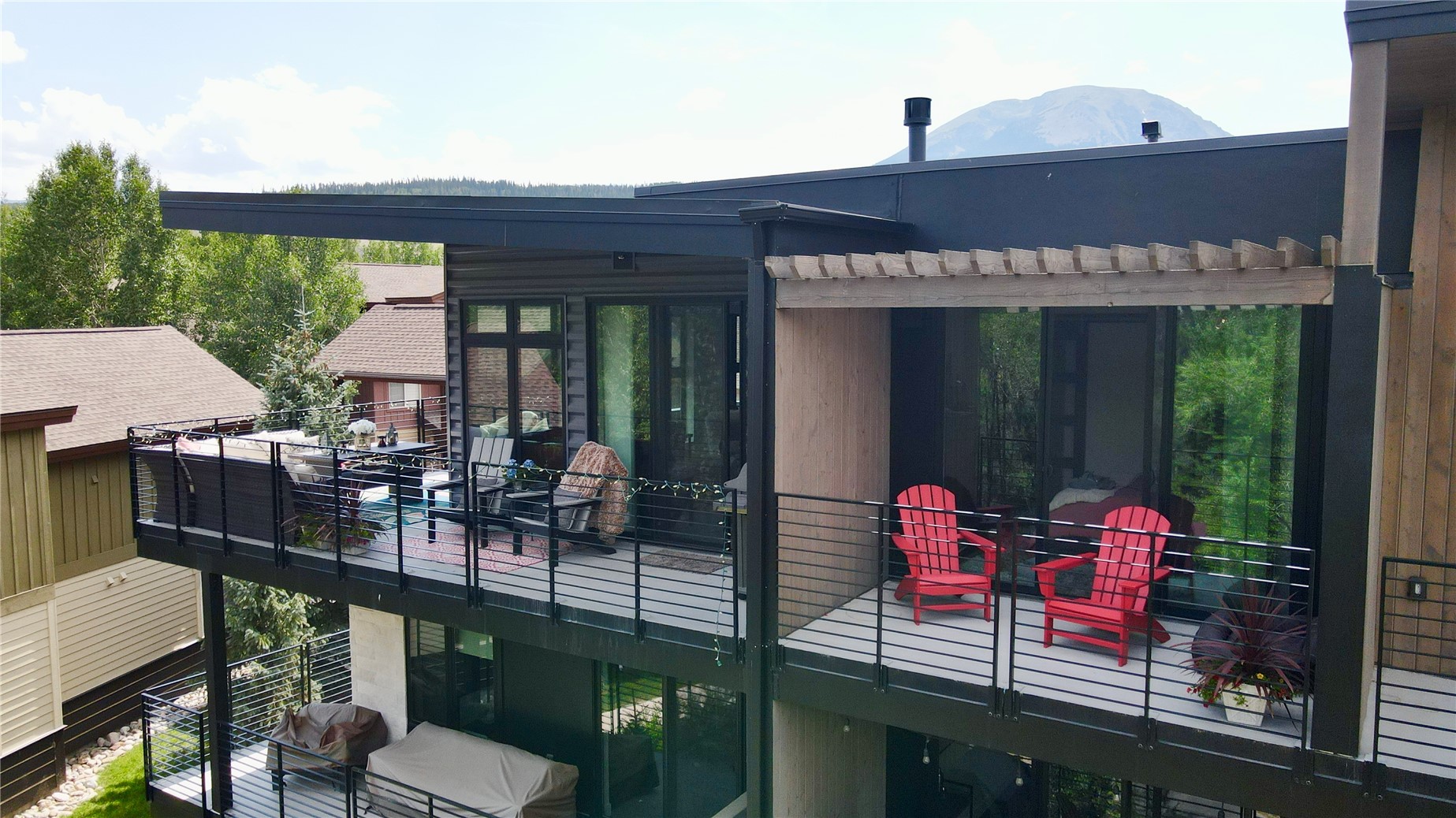 930 Blue River PARKWAY 936