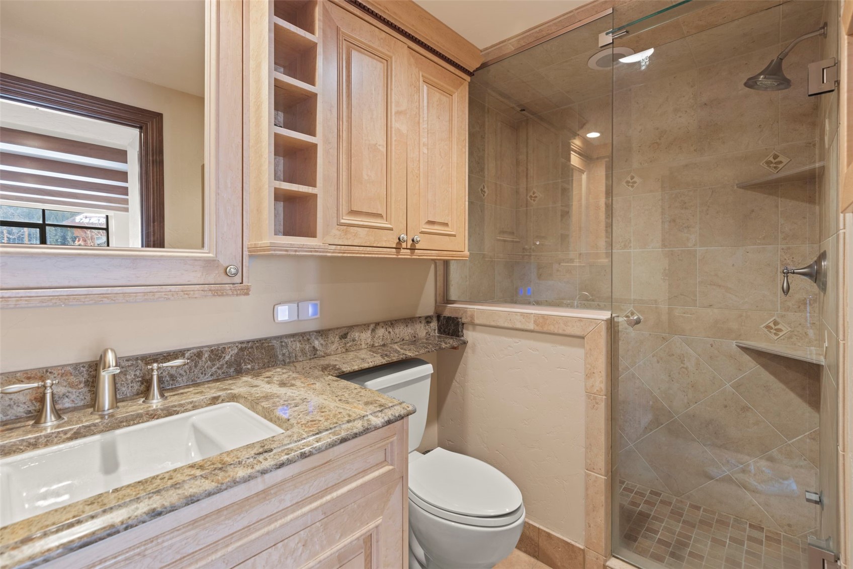 104 Wheeler PLACE 208