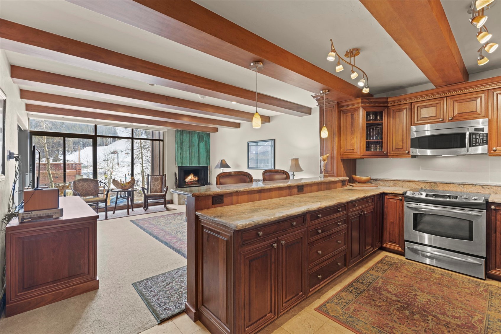 104 Wheeler PLACE 208