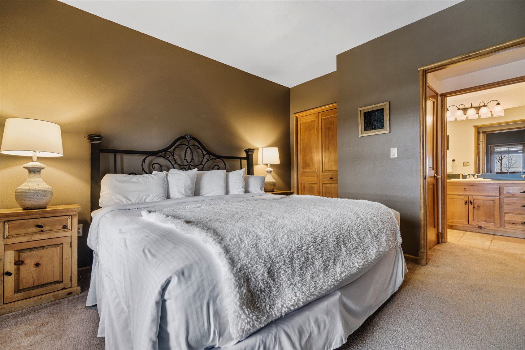 195 River Run ROAD 8015