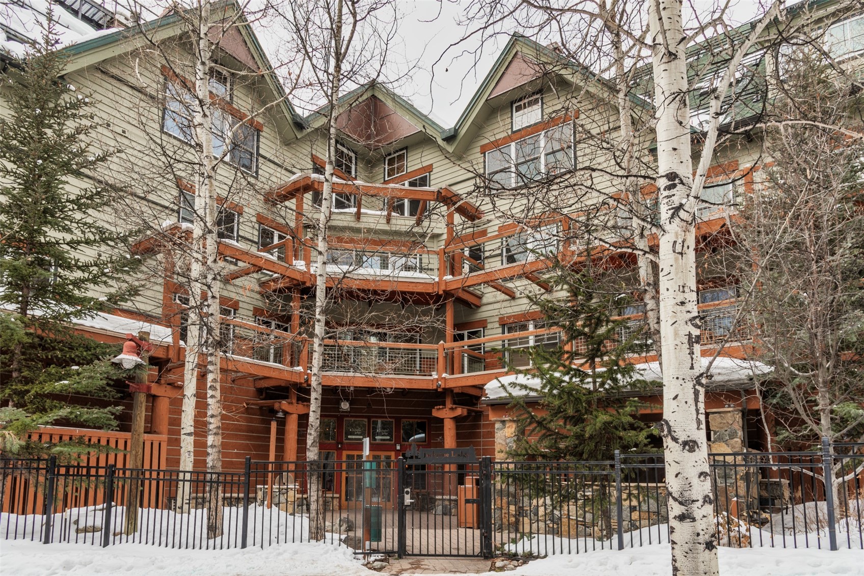 195 River Run ROAD 8015