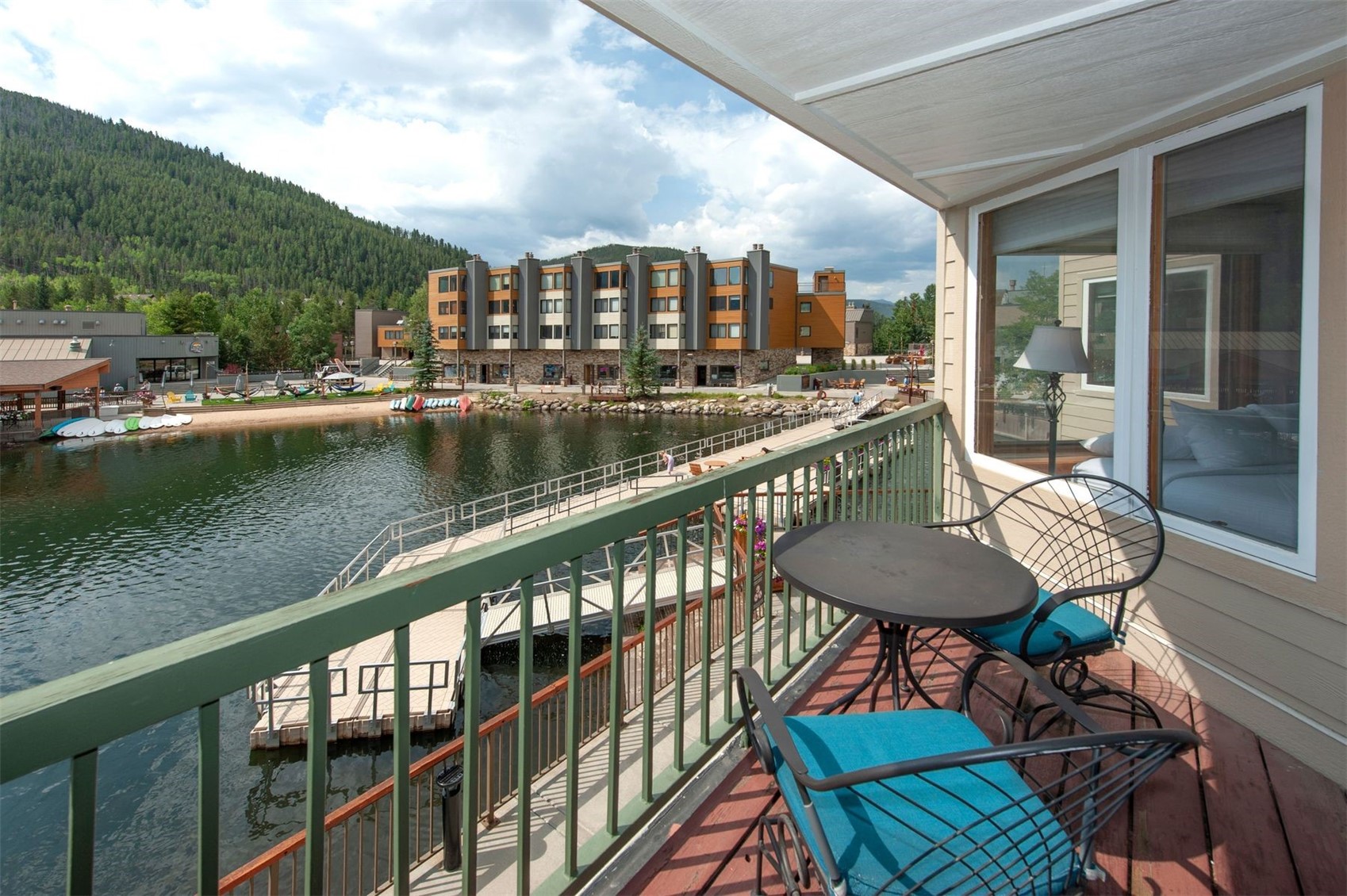 22080 Us Highway 6 1476